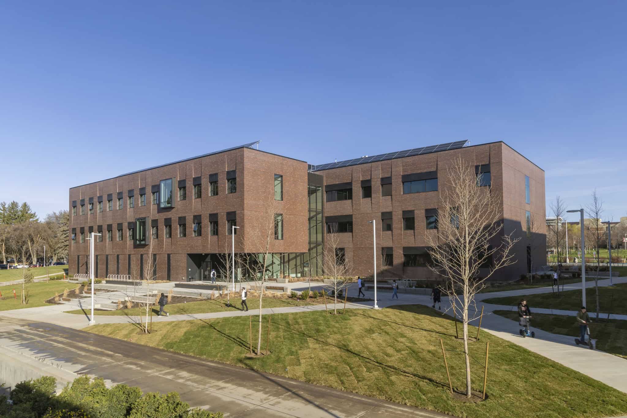 Health Science Building-1577 by Central Washington University used under CC BY-NC-ND 2.0 (Central Washington University will receive ~$12 million in Climate Commitment Act (CCA) funding to decarbonize heating and cooling on campus buildings, including the Health Sciences building pictured here. This funding will disappear if the CCA is repealed.)